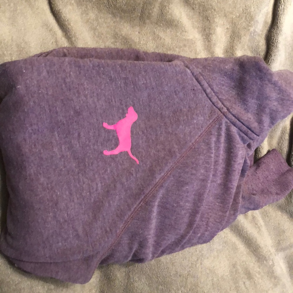 VS pink sweater